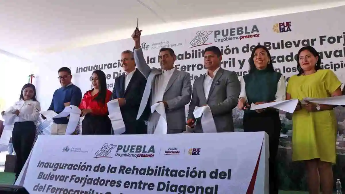 Sergio Salomón inaugura el reencarpetamiento del Boulevard Forjadores