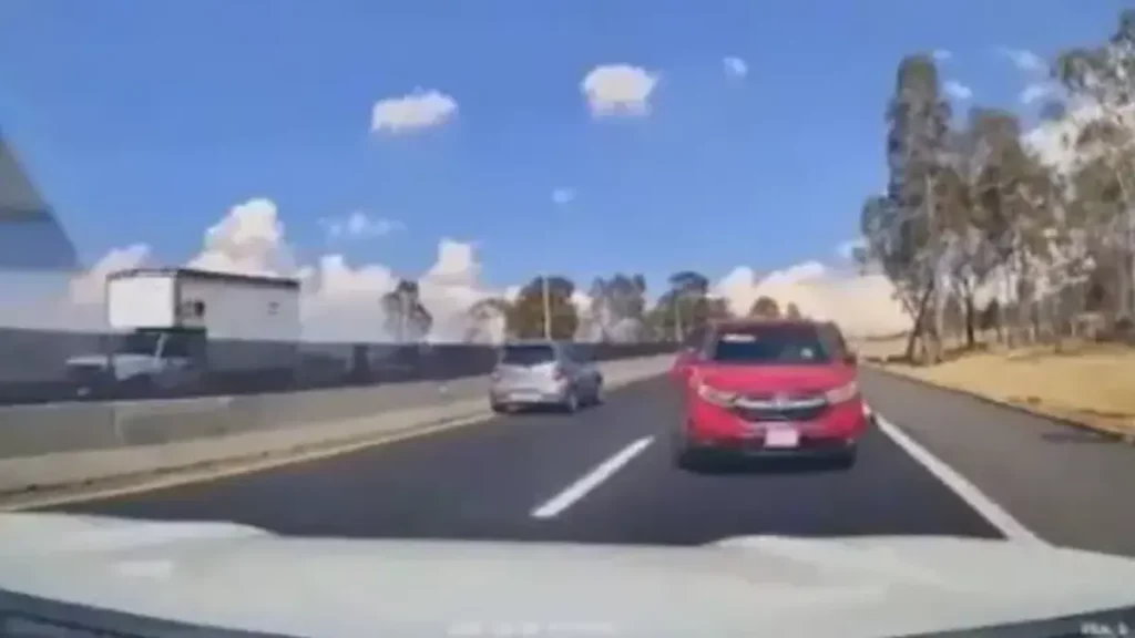 Intento de asalto pone en riesgo a familia en la carretera México-Texcoco