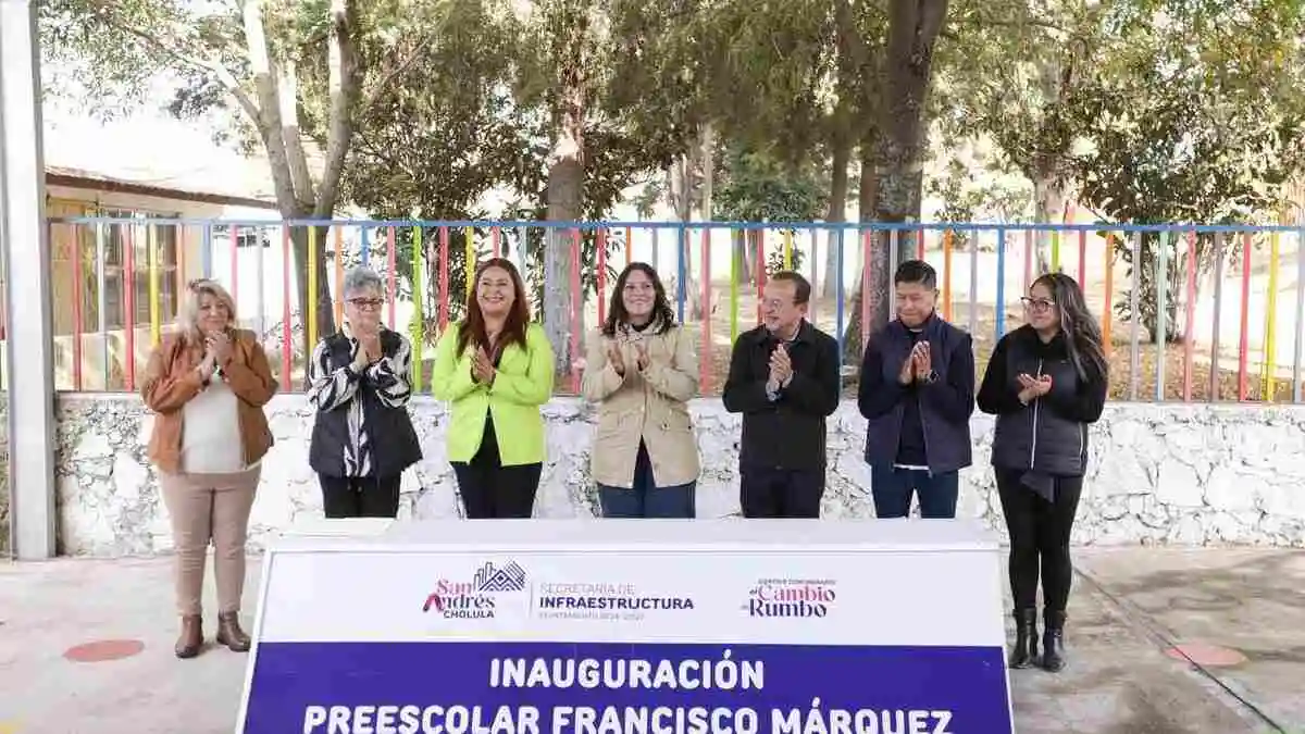 Lupita Cuautle inaugura renovación de sanitarios en preescolar