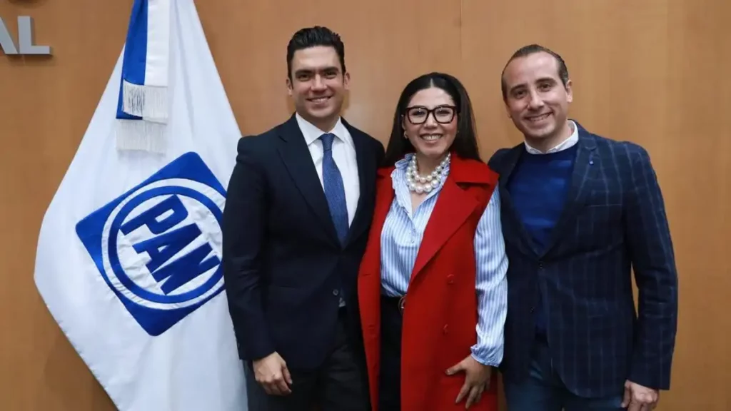 Mario Riestra Piña asume la dirigencia estatal del PAN en Puebla