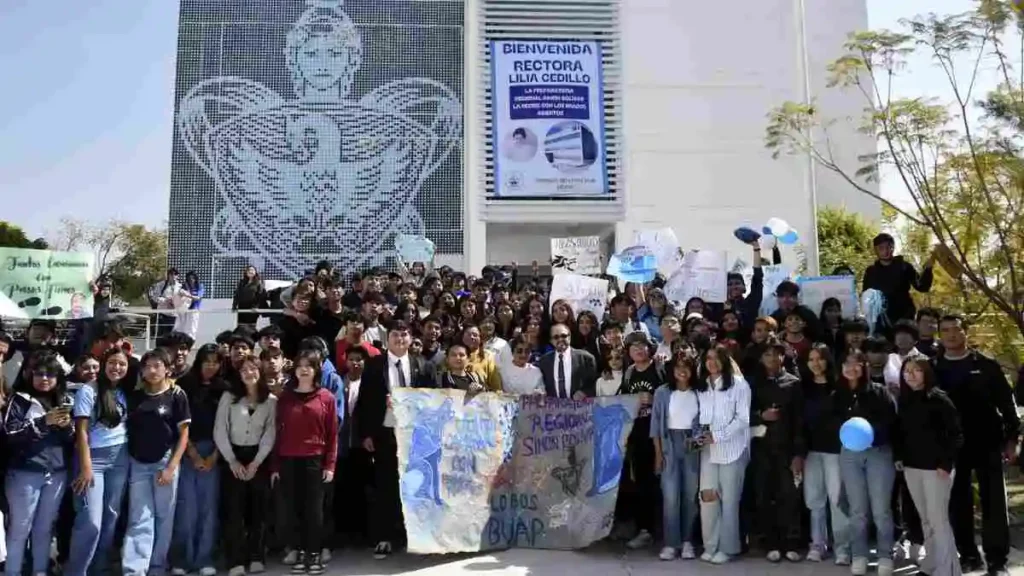 Prepa Simón Bolívar: Semillero de excelencia académica y deportiva