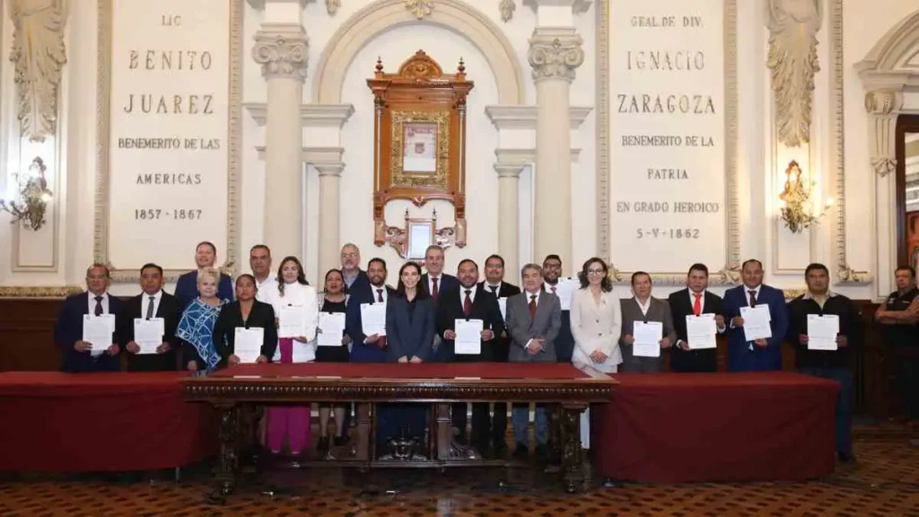 15 presidentes auxiliares rinden protesta; Chedraui promete apoyo total