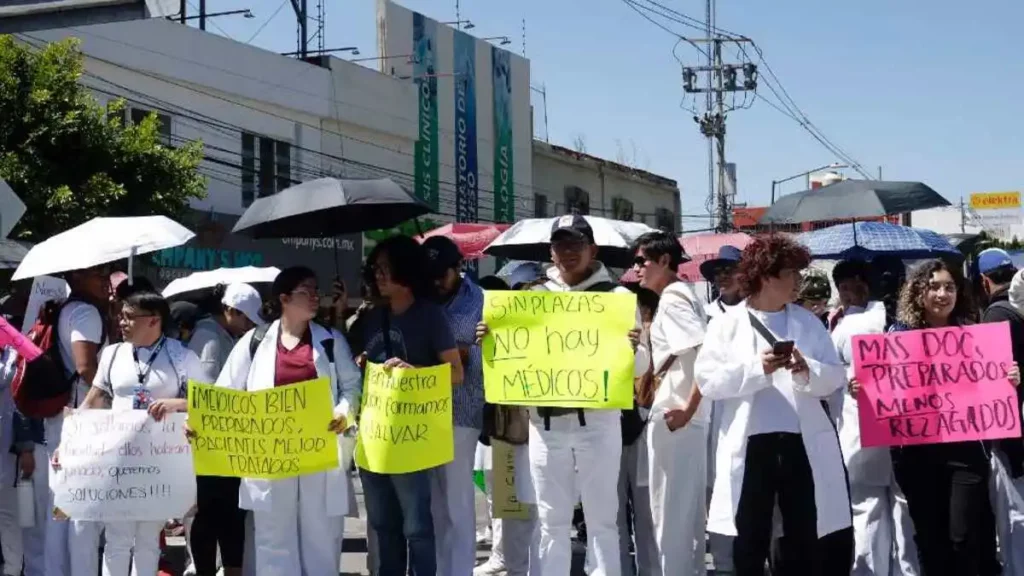 BUAP se va a clases virtuales tras protesta estudiantil