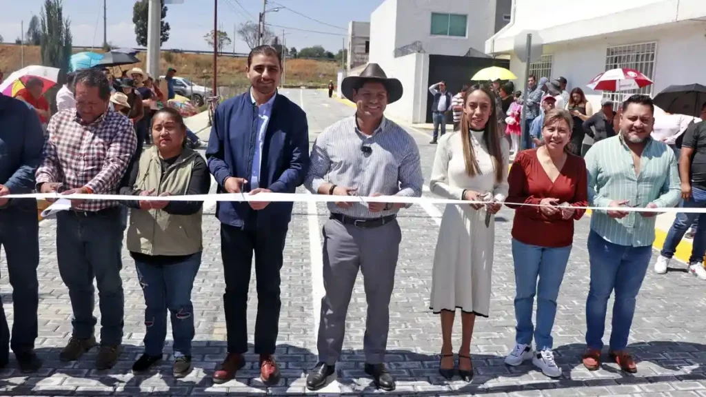 Omar Muñoz entrega la primera obra de su administración en Cuautlancingo