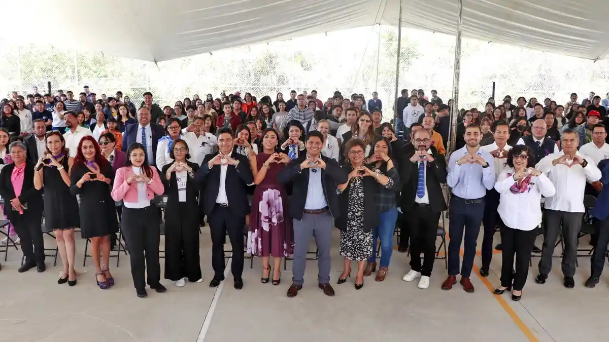 Omar Muñoz lidera foro en Cuautlancingo por el Día Internacional de la Mujer